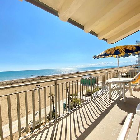 Villa Fronte Mare-Carraro Immobiliare Jesolo - Family Apartments Exterior foto