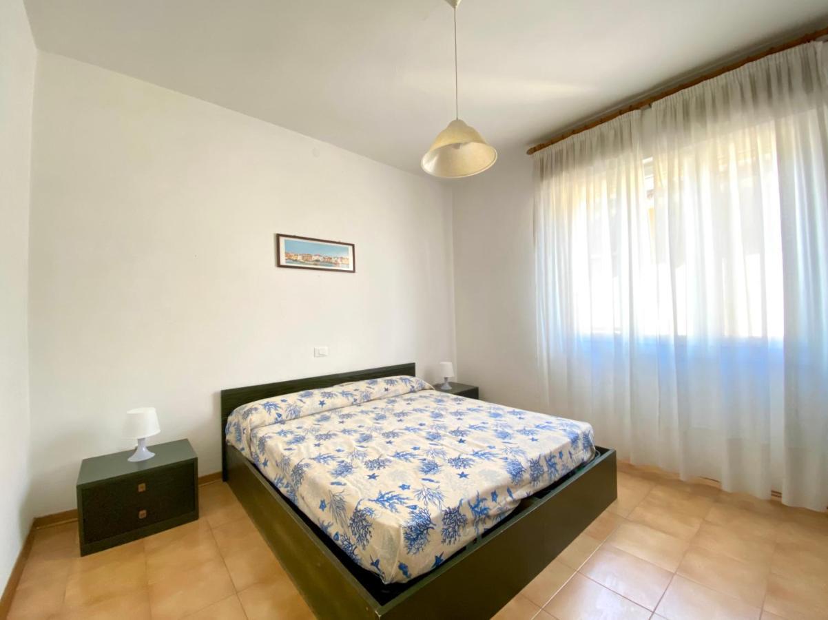 Villa Fronte Mare-Carraro Immobiliare Jesolo - Family Apartments Exterior foto
